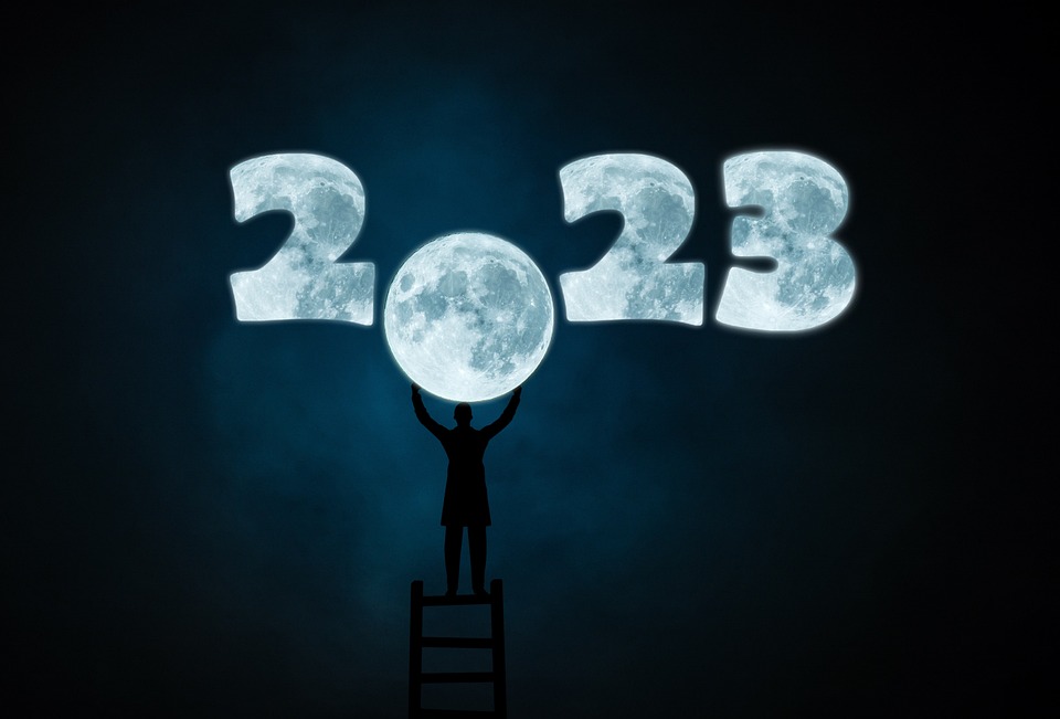 You are currently viewing 50 Best Happy New Year 2023 के शुभकामना संदेश, शायरी और कविताएँ